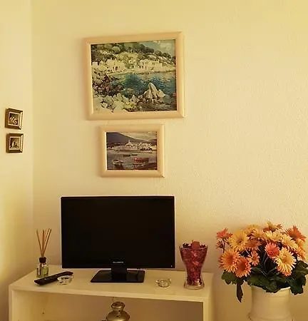 Cosy 3 Bedroom In Los Cristianos